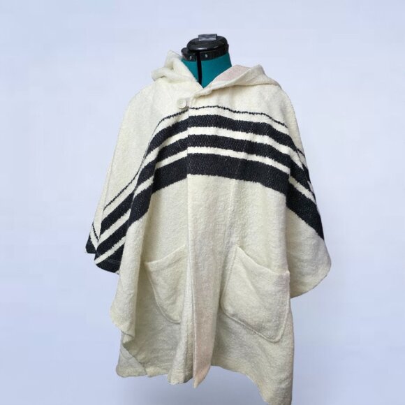 Aritzia Golden By TNA Wool Blend Hooded Cape Poncho - Size Small/Medium - Picture 2 of 9